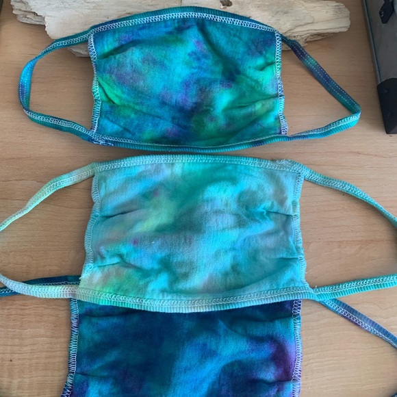 NWT blue & green tie dye mask bundle - Picture 5 of 7